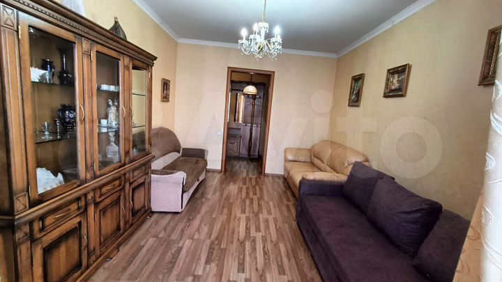 2-к. квартира, 80 м², 3/6 эт.