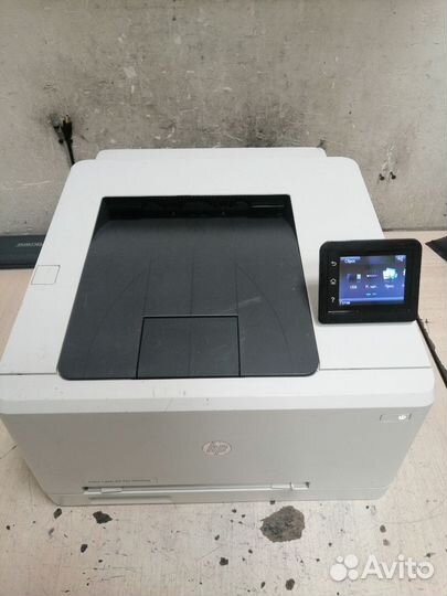 Цветной лазерный принтер HP M252dw