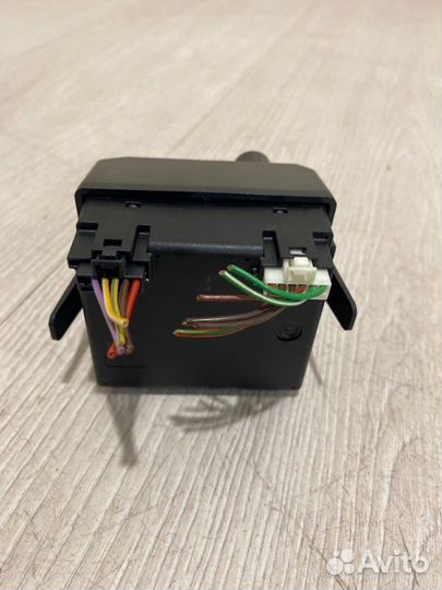 Замок зажигания Mercedes Benz S500 W221 M273.961