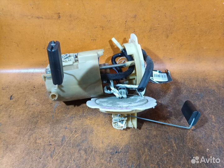 Бензонасос Nissan Serena FNC26