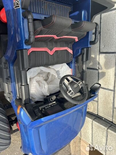 Внедорожник на пульте управления