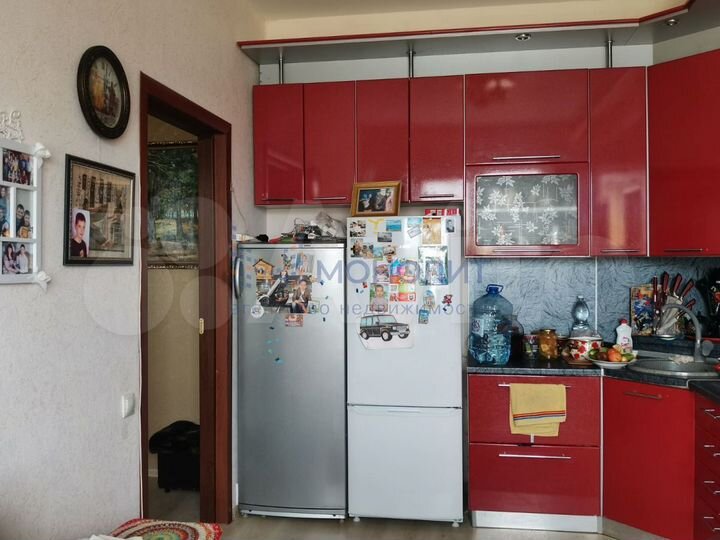 Коттедж 187 м² на участке 10 сот.