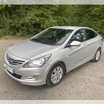 Hyundai Solaris 1.6 MT, 2014, 130 000 км, с пробегом, цена 930 000 руб.