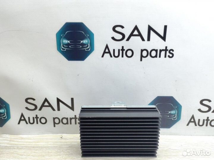 Усилитель звука Bmw X5 E70 N62B48 2007