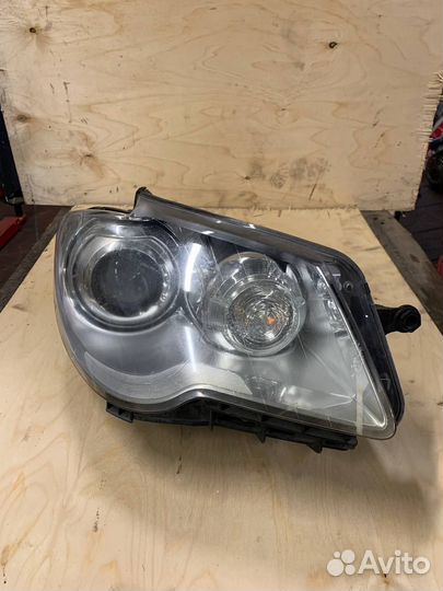 Фара передняя правая Volkswagen Touran 1T рест