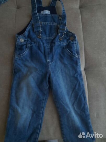 Джинсовый комбинезон