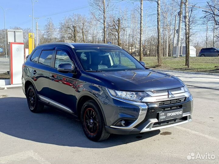 Mitsubishi Outlander 2.0 CVT, 2020, 73 112 км