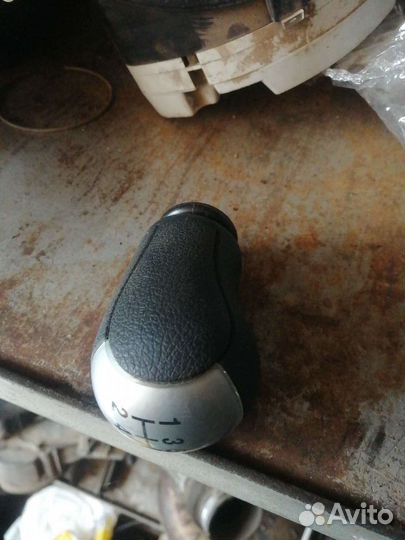 Рукоятка рычага кпп Ford Focus 2