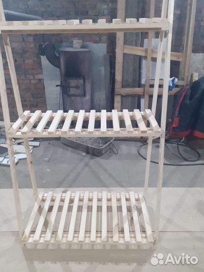 Этажерка для цветов из дерева