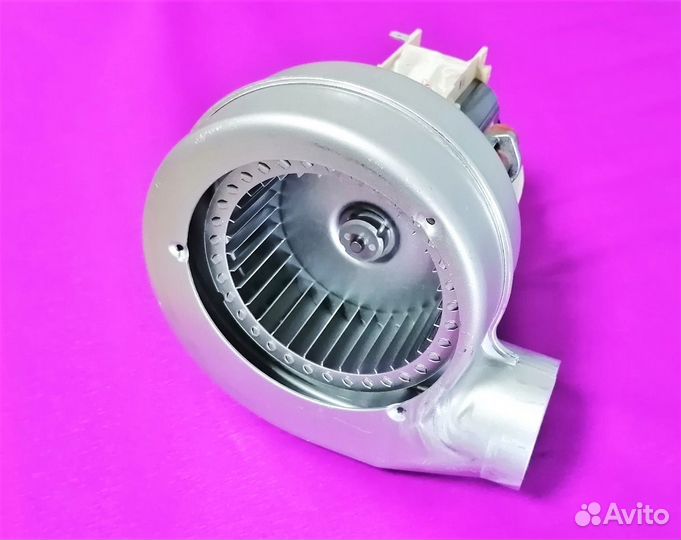 Вентилятор для котла Baxi 75W 5655730