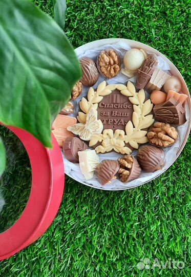 Шоколад ручной работы подарок