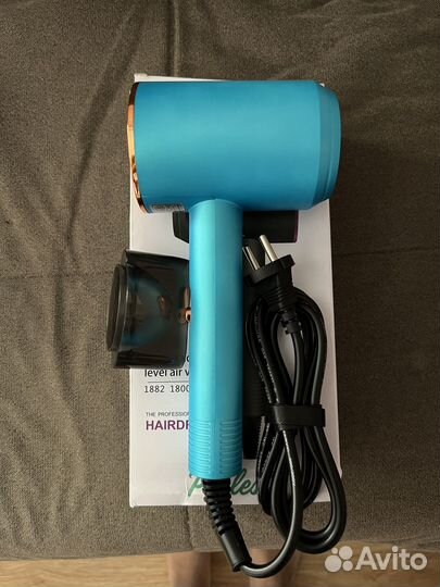 Фен для волос профессиональный с ионизацией