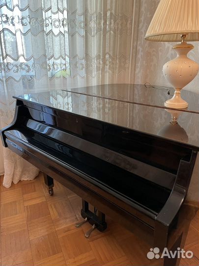 Рояль кабинетный Tchaika