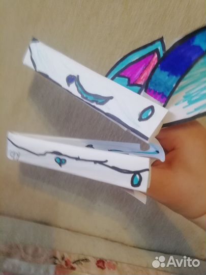 Дракон на руку из бумаги