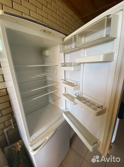 Холодильник Атлант двухкамерный