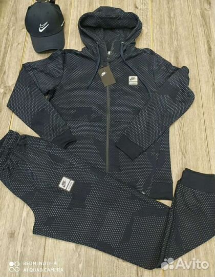 Спортивный костюм nike