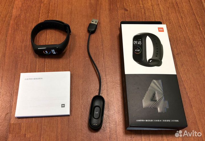 Зарядное устройство для Xiaomi Mi Band 4