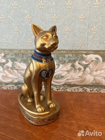 Сувенирная продукция, статуэтки, магниты, брелоки