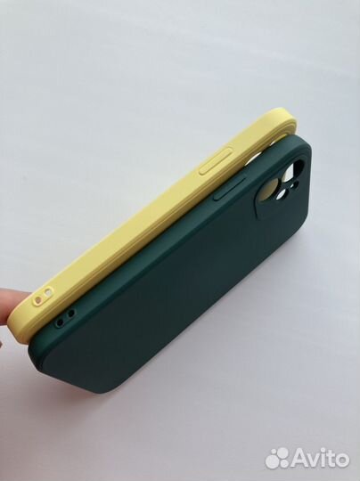 Чехол на iPhone 11