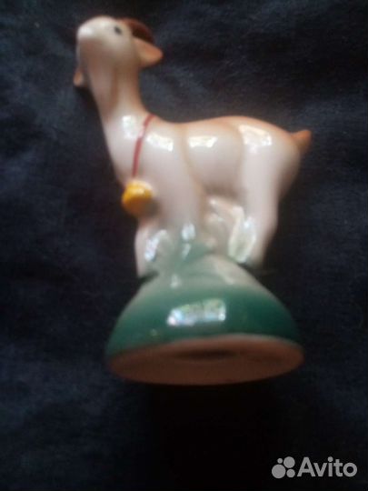 Фарфор гжель статуэтка козлик