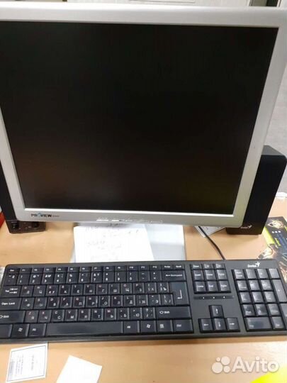 Монитор Samsung