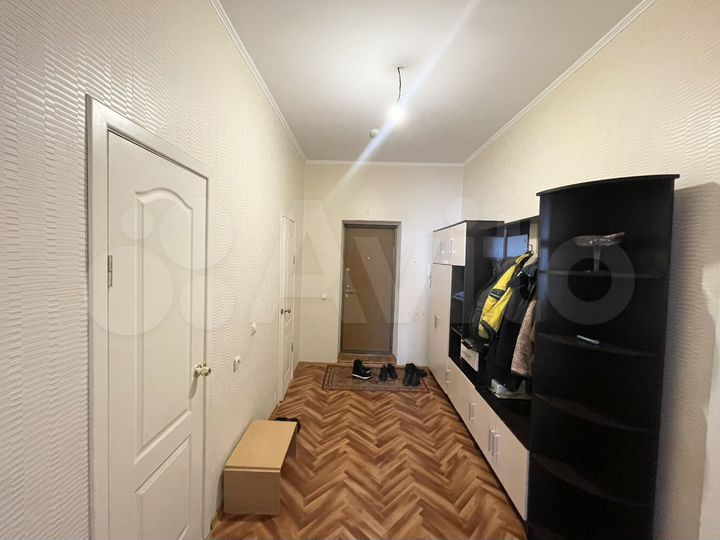 1-к. квартира, 57 м², 6/9 эт.