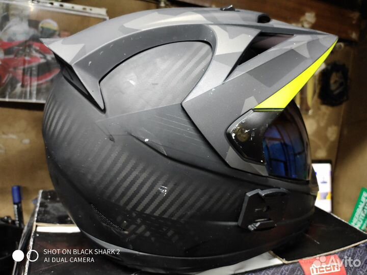 Icon Varian Ghost Carbon