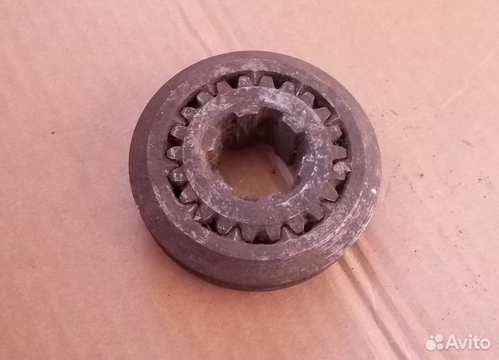 Муфта кпп. газ М1