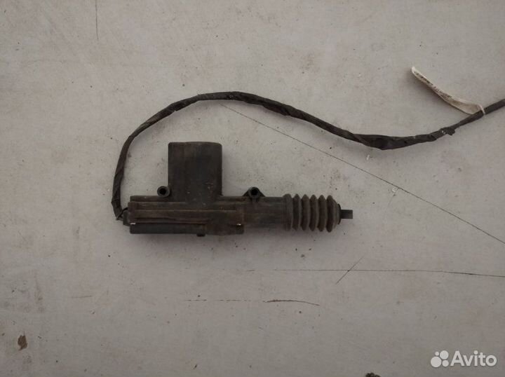 Активатор замка двери задний правый Lifan Breez