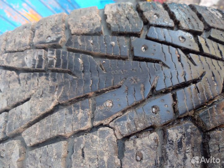 Nokian Tyres Hakkapeliitta 7 SUV 225/65 R17