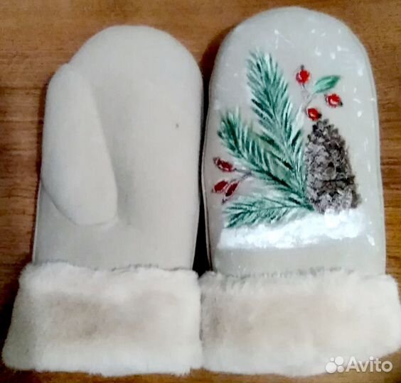 Варежки зимние женские