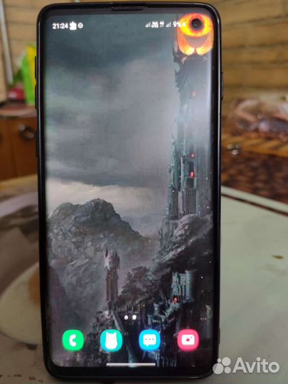 Телефон Samsung s10
