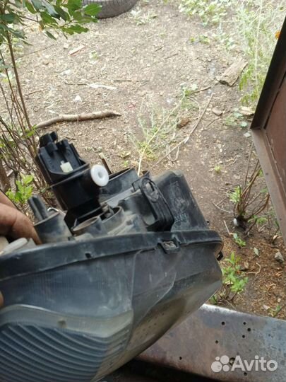 Фары на renault logan 1