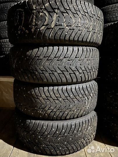 Тормозные колодки Toyota avensis передние