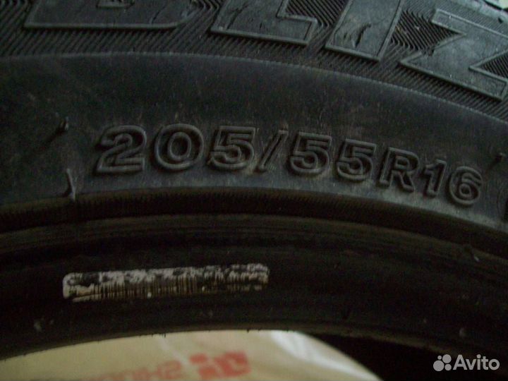 Bridgestone Blizzak Revo GZ 205/55 R16