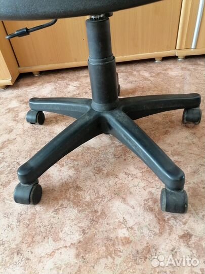 Компьютерное кресло