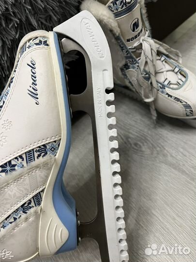 Коньки фигурные