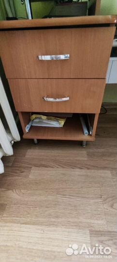 Компьютерный письменный стол