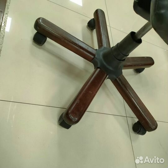 Компьютерное кресло икеа