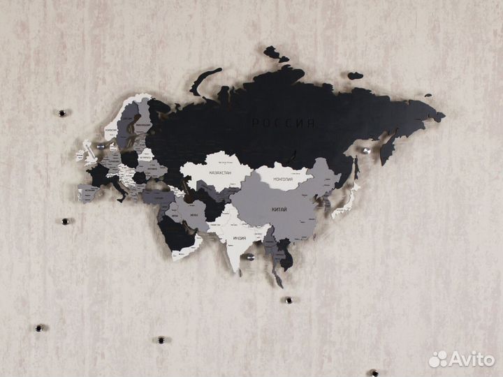 Деревянная карта мира на стену