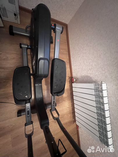 Продам Эллиптический тренажер