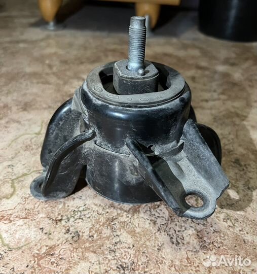 Правая опора двигателя Kia Ceed/Hyundai i30