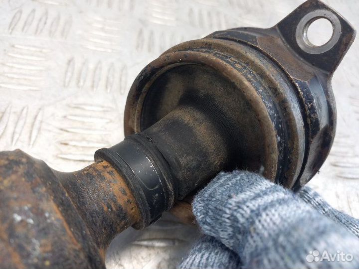 Вал карданный передний Mitsubishi L200 KB 2.5 4D56