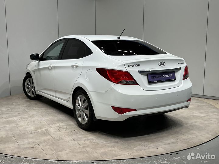 Hyundai Solaris 1.6 AT, 2015, 128 000 км