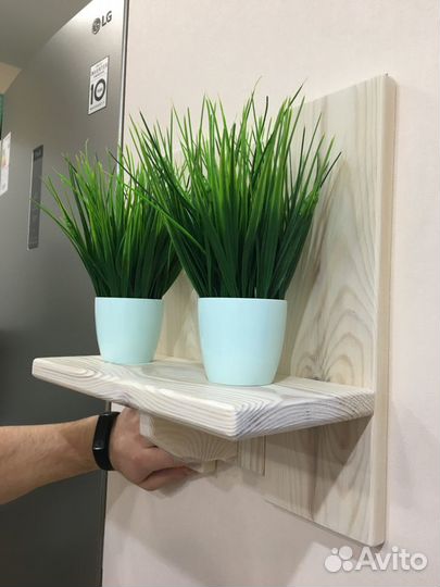 Подставка под цветы из дерева