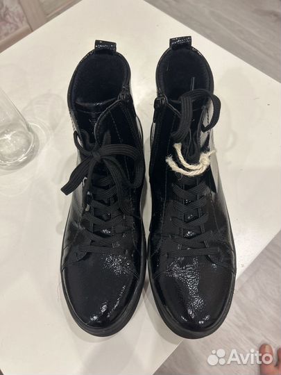 Ботинки женские