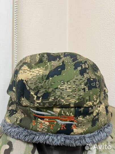 Шапка ситка