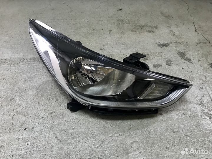Фара Hyundai Solaris 2 2017 - 2020