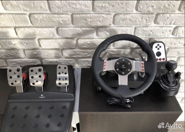 Cдaм Игровой руль logitech g27