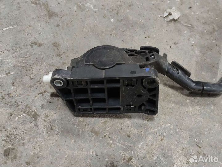 Педаль газа Peugeot 407
